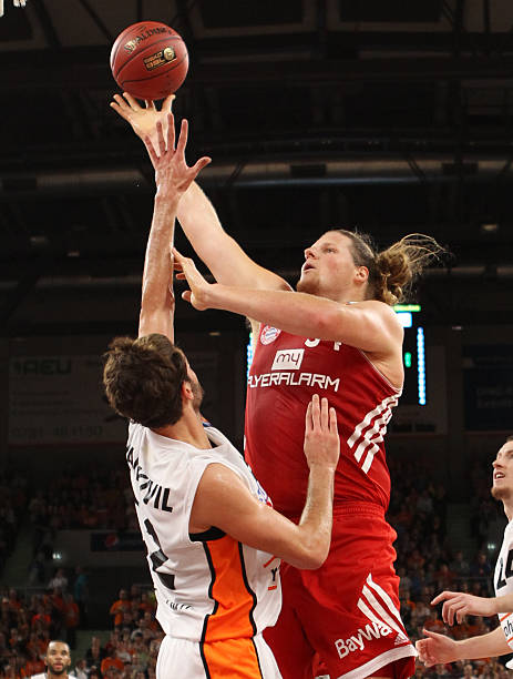 李现坦言 李现坦言