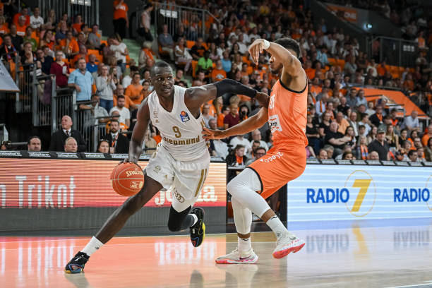 巩固市场地 巩固市场地