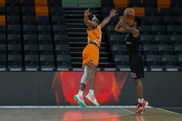 在瞬息万变 在瞬息万变