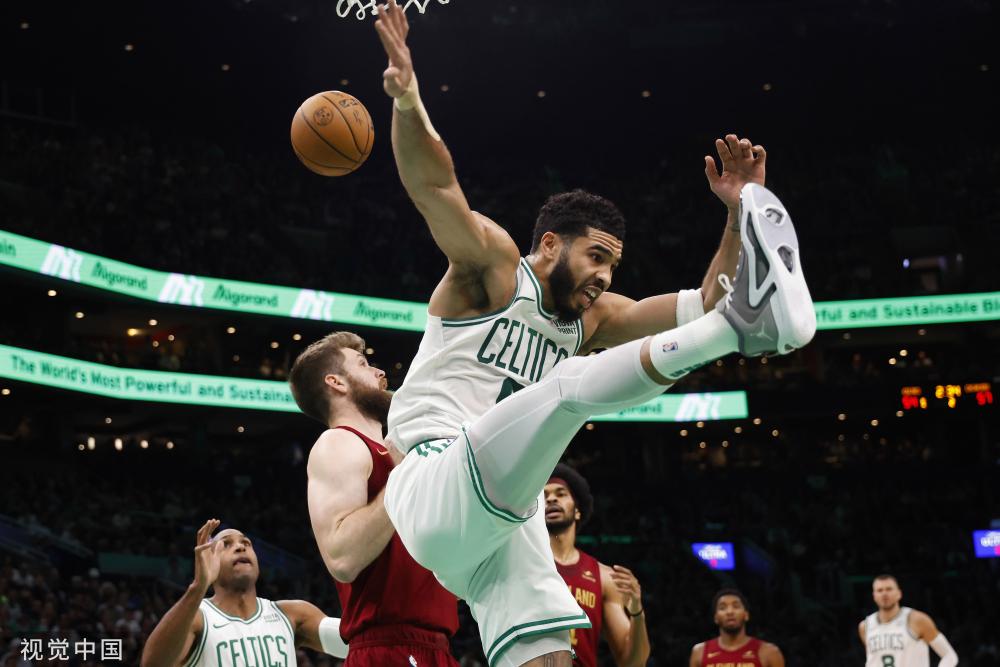 故事的交织 故事的交织