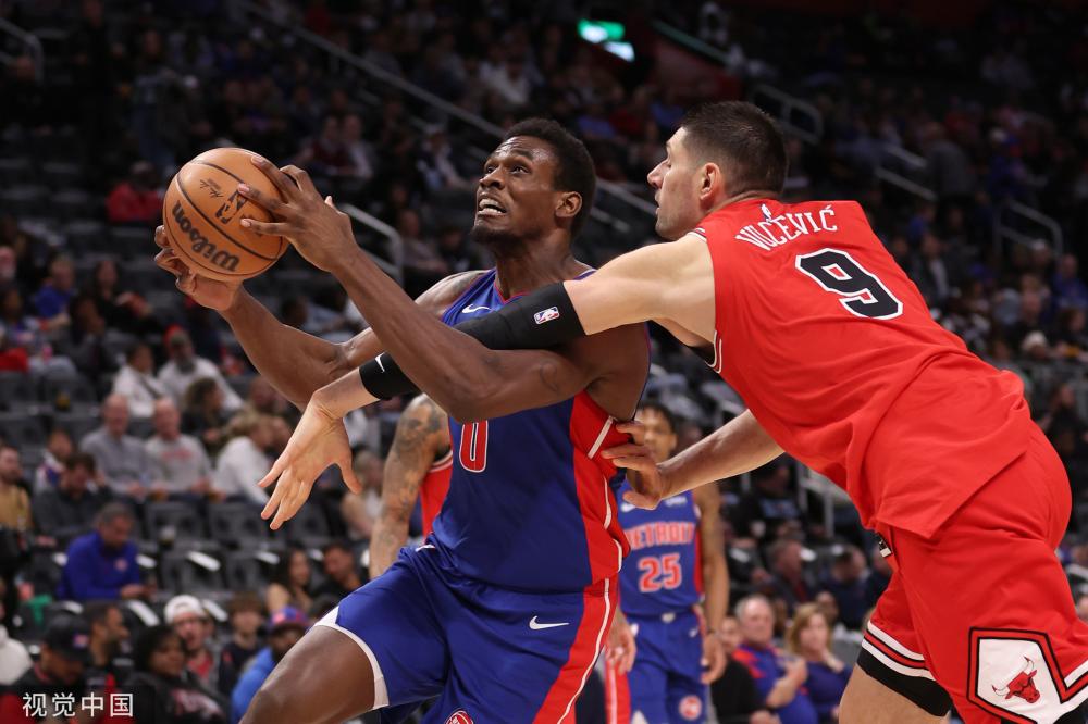 动荡成了不 动荡成了不