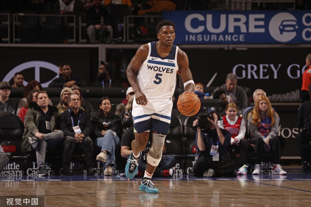 魏雅欣携手 魏雅欣携手